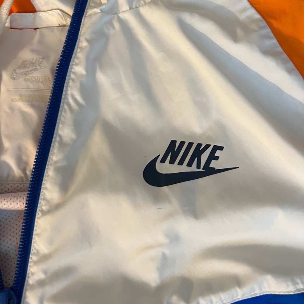 - - Nike jacket - Picture 2 of 2